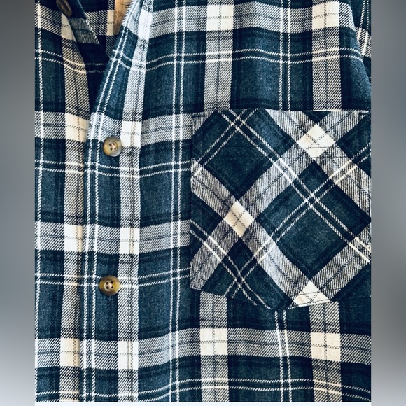 Field & Stream Men's blue black
plaid lightweight flannel size 4XL EUC - Picture 6 of 8